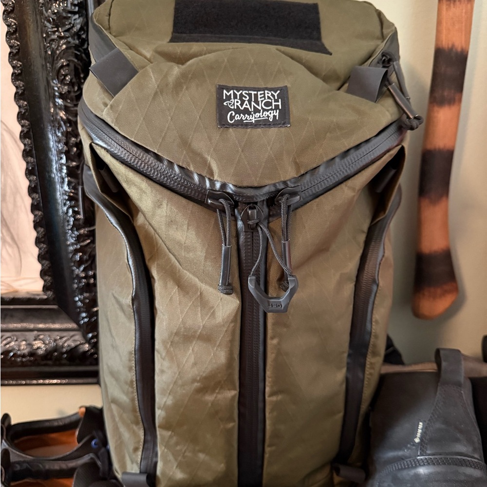 Mystery Ranch x Carryology Unicorn 2.0